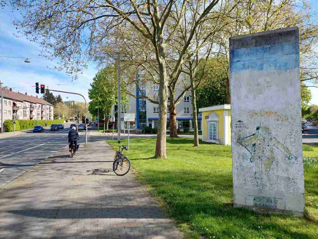 Trozo del muro de Berlín en Kassel